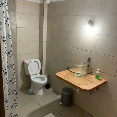 Diamond Giannopoulos Elea *