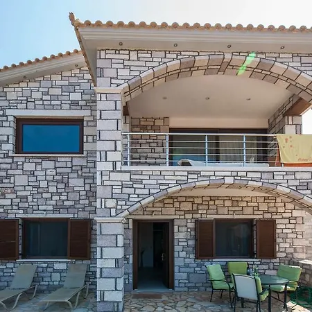 Diamond Giannopoulos Elea Apartmán