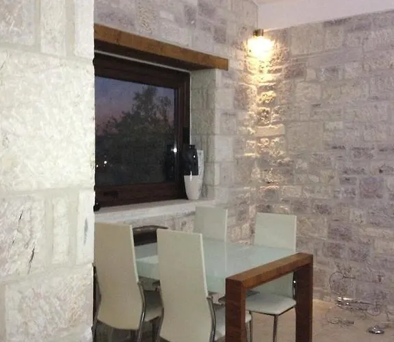 Diamond Giannopoulos Elea Apartmán *