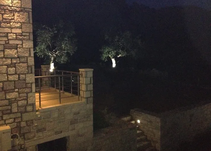 Diamond Giannopoulos Elea Apartmán *