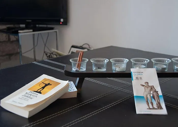 Diamond Giannopoulos Elea