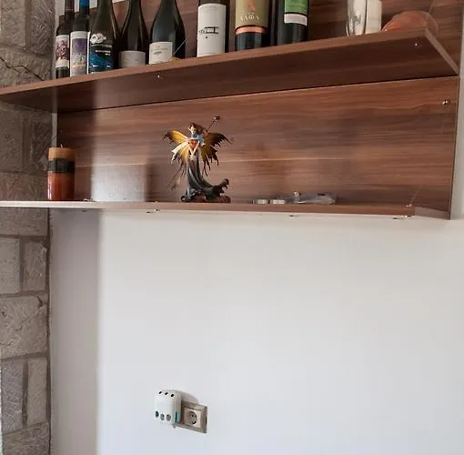 Diamond Giannopoulos Elea *